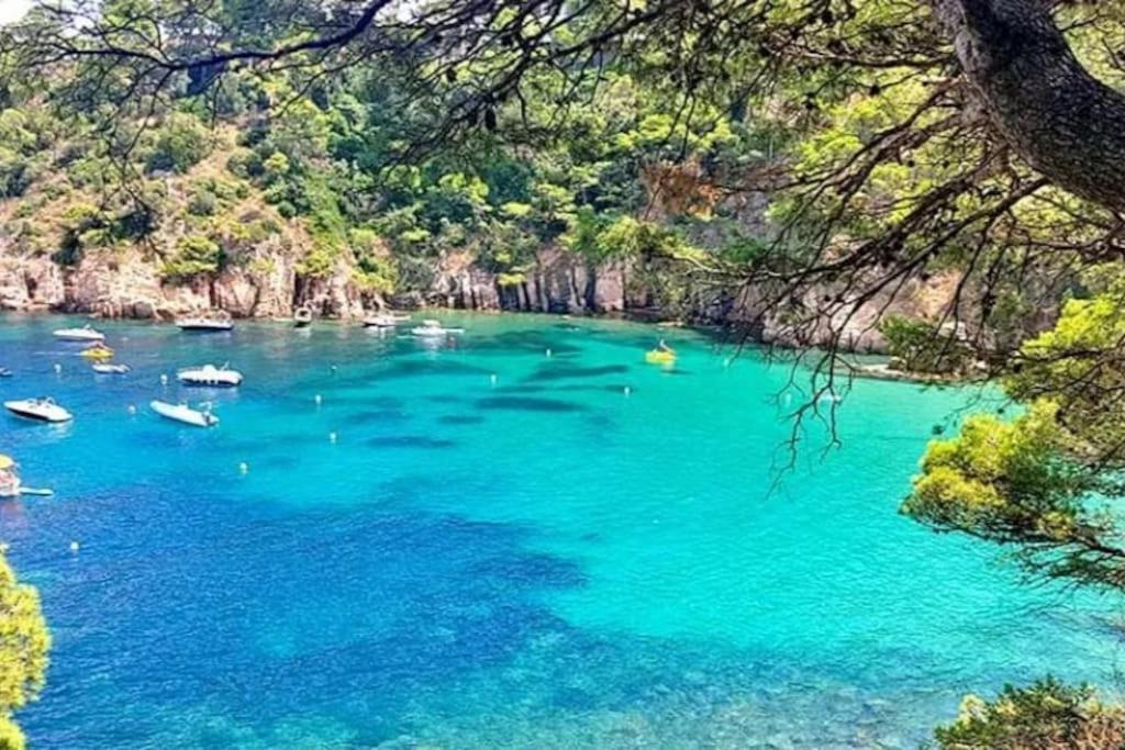 Villa Boheme Costa Brava กาลองเย ภายนอก รูปภาพ